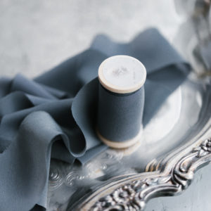 Seidenband BLUE NIGHT Crepe-de-Chine BOUQUET Collection – Bild 4