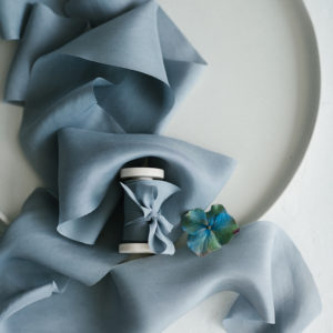 Seidenband DUSTY BLUE Habutai BOUQUET Collection – Bild 7