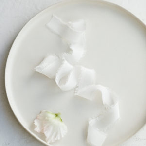 Silk ribbon Schneeweiß for wedding invintation, bouquets and all wedding styling, Charmeuse silk - Image 8