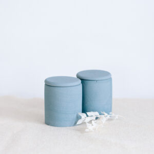 DUFTKERZE DUSTY BLUE groß – Bild 2