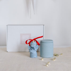 Geschenkset Duftkerze und Weihnachtsengel Blau – Bild 5